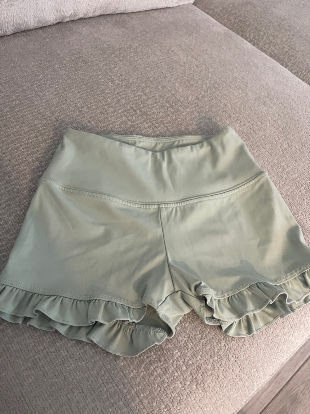 Girls  Ruffle Hem Active Shorts - Sage
